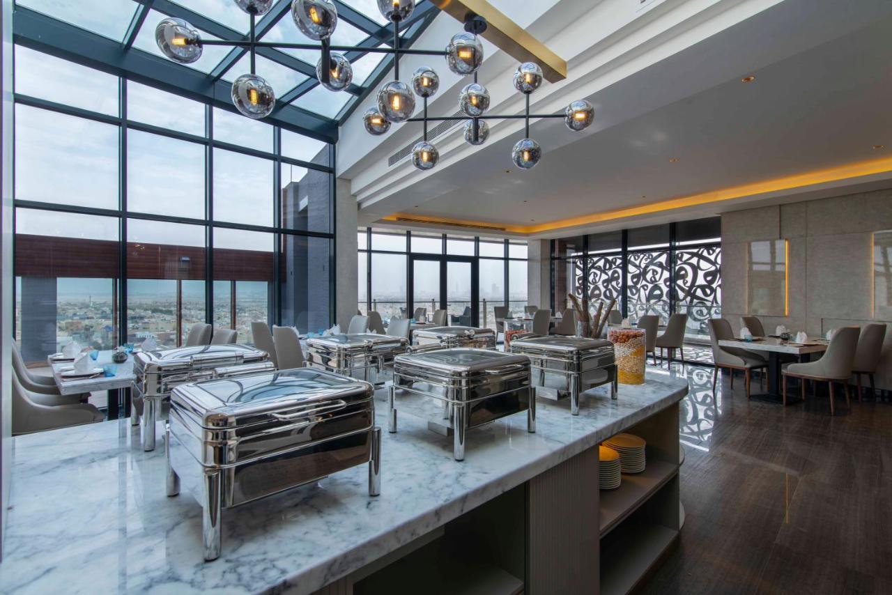 Waw Hotel Suites King Abdullah Road Riyadh Exteriör bild